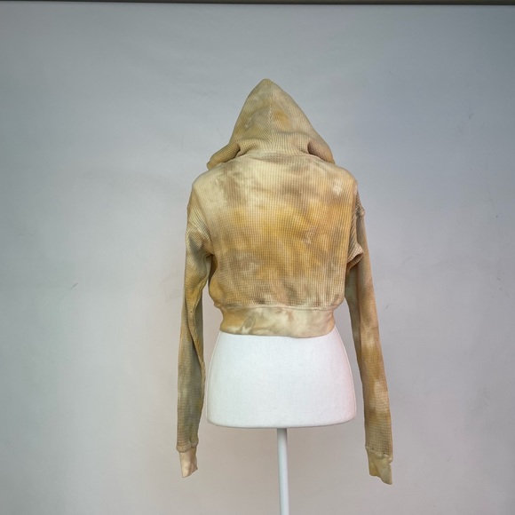 NWT. Women’s Cropped Brown Tie-Dye Waffle Hoodie- Wild Fable - Picture 5 of 6